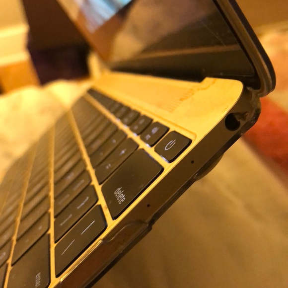 MacBook rose gold - Picture 5 of 5